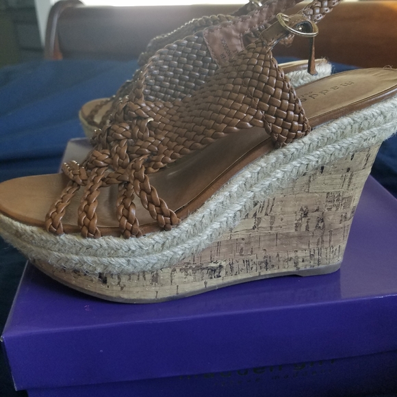 Madden Girl Kahara Cognac - Picture 5 of 9